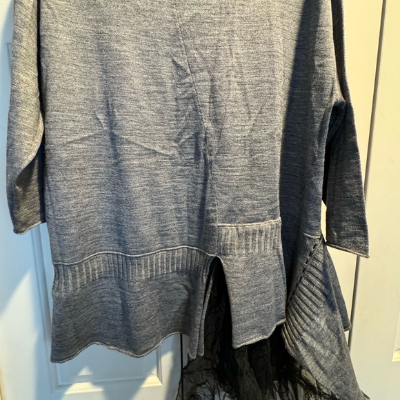 Tulle Detailed Sweater - Gray Melange
Black - Picture 5 of 6